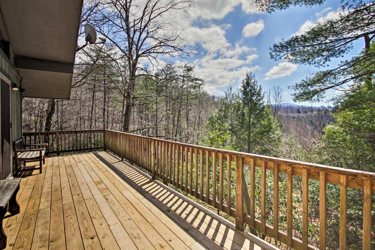 Quiet Cabin With Mountain Views About 3 Mi To 蓋特林堡 外观 照片